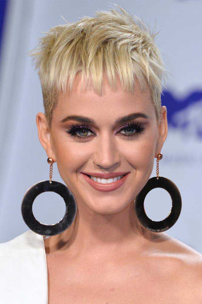 short hairstyle trends