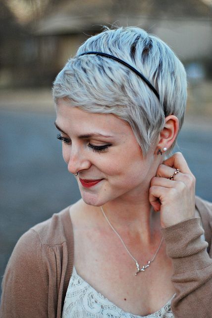 Pixie Haircut Ideas for Round Faces