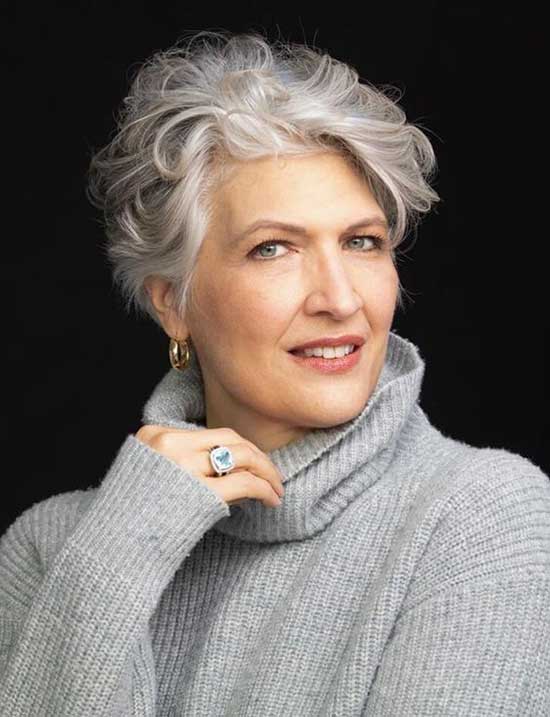 Fall Haircuts for Women Over 50